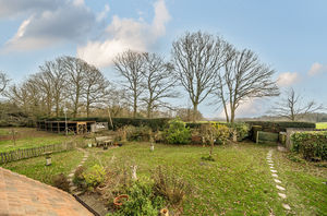 Photo 37- click for photo gallery